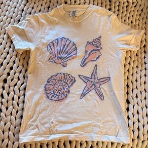 Comfort colors Seashell Graphic Tee